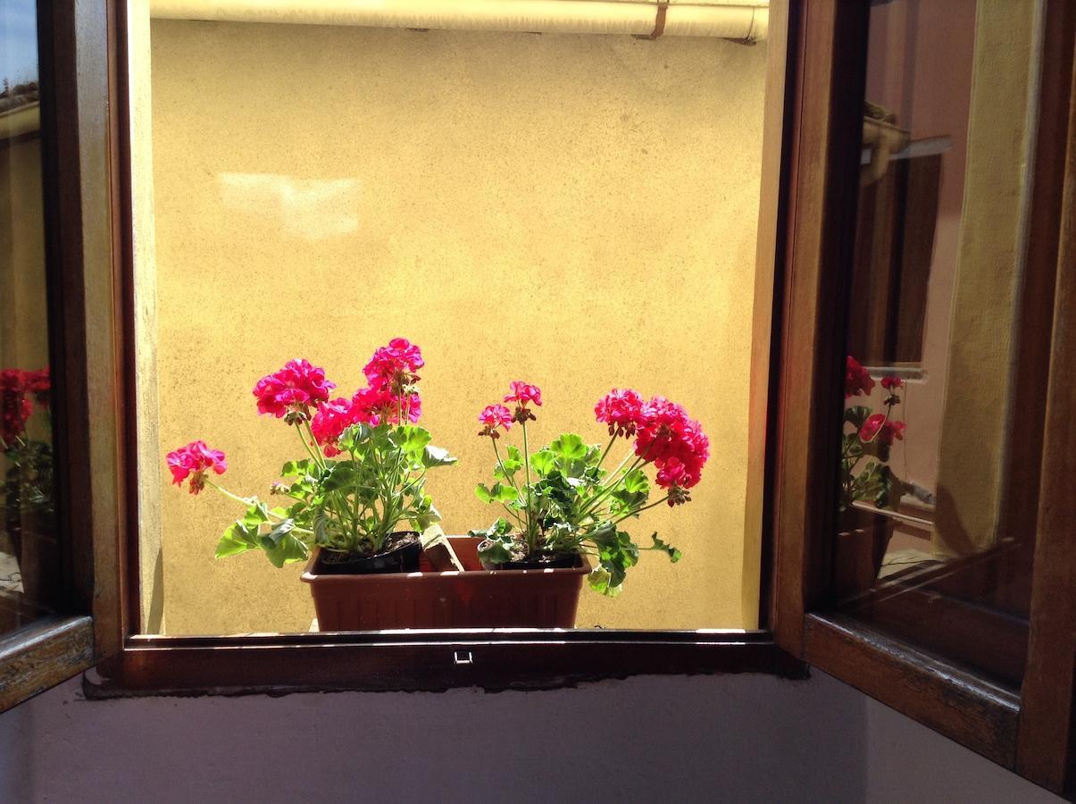 Casa Fontana Tuscany B&B Barga Esterno foto
