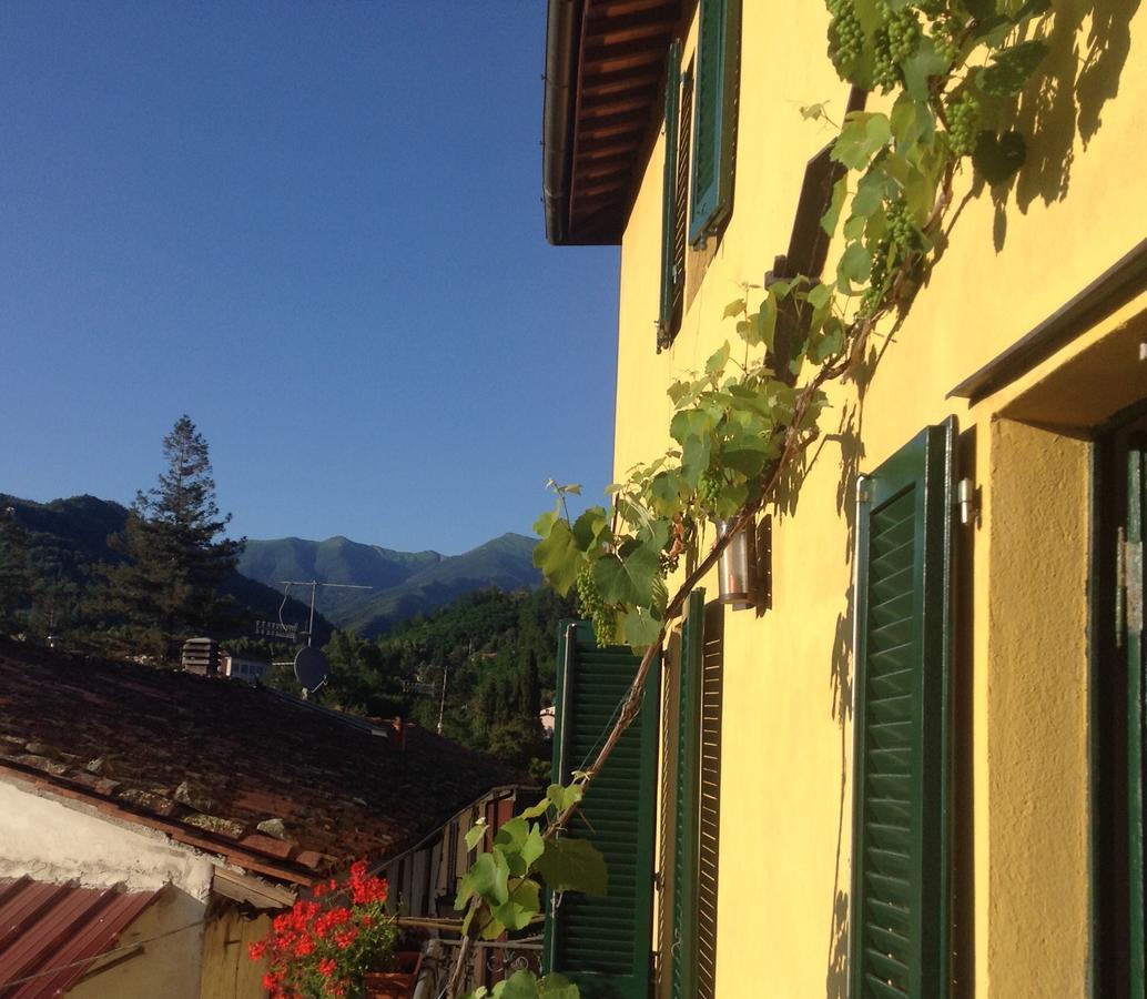 Casa Fontana Tuscany B&B Barga Esterno foto